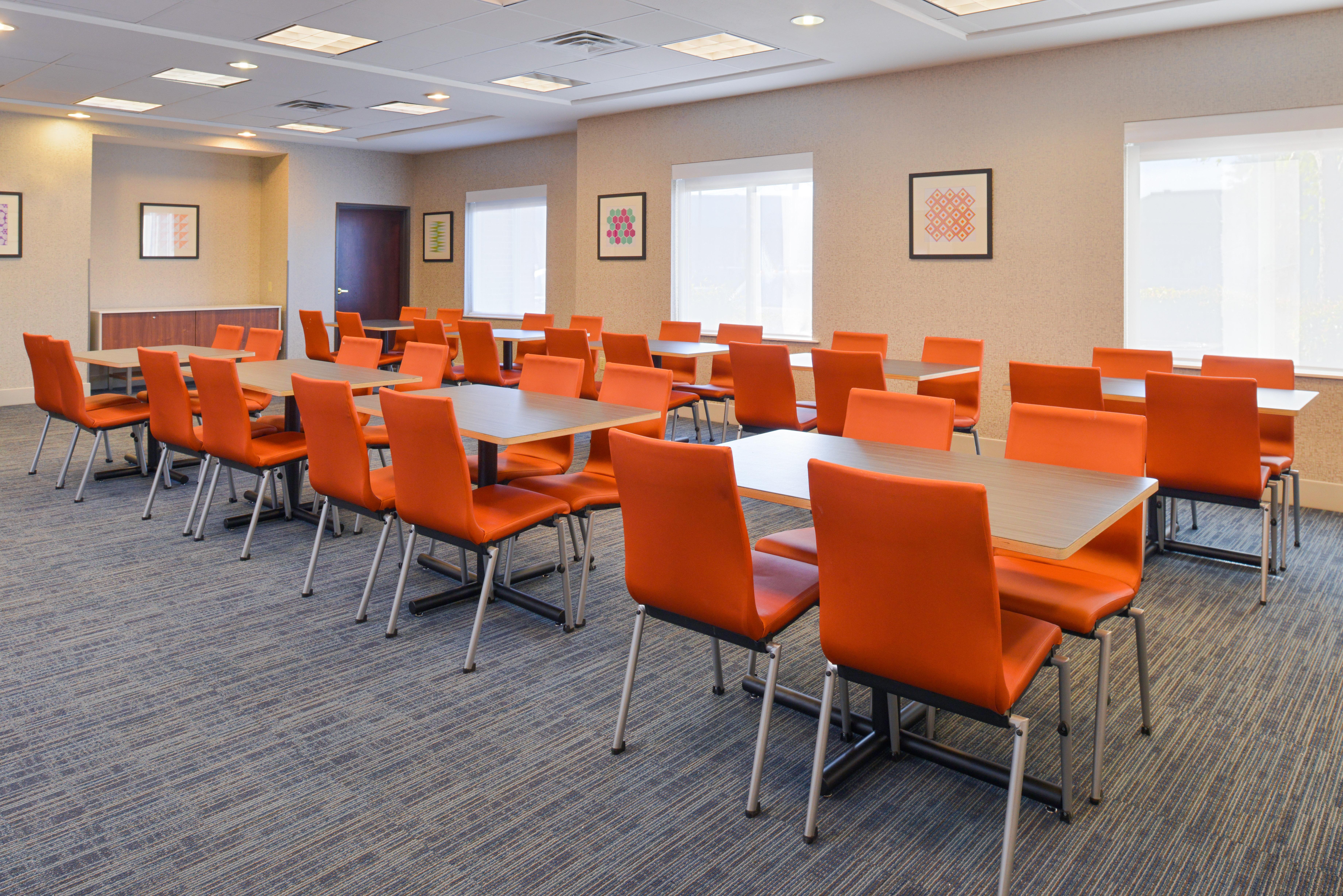 Holiday Inn Express Hotel & Suites Abilene Mall South By Ihg Exterior foto